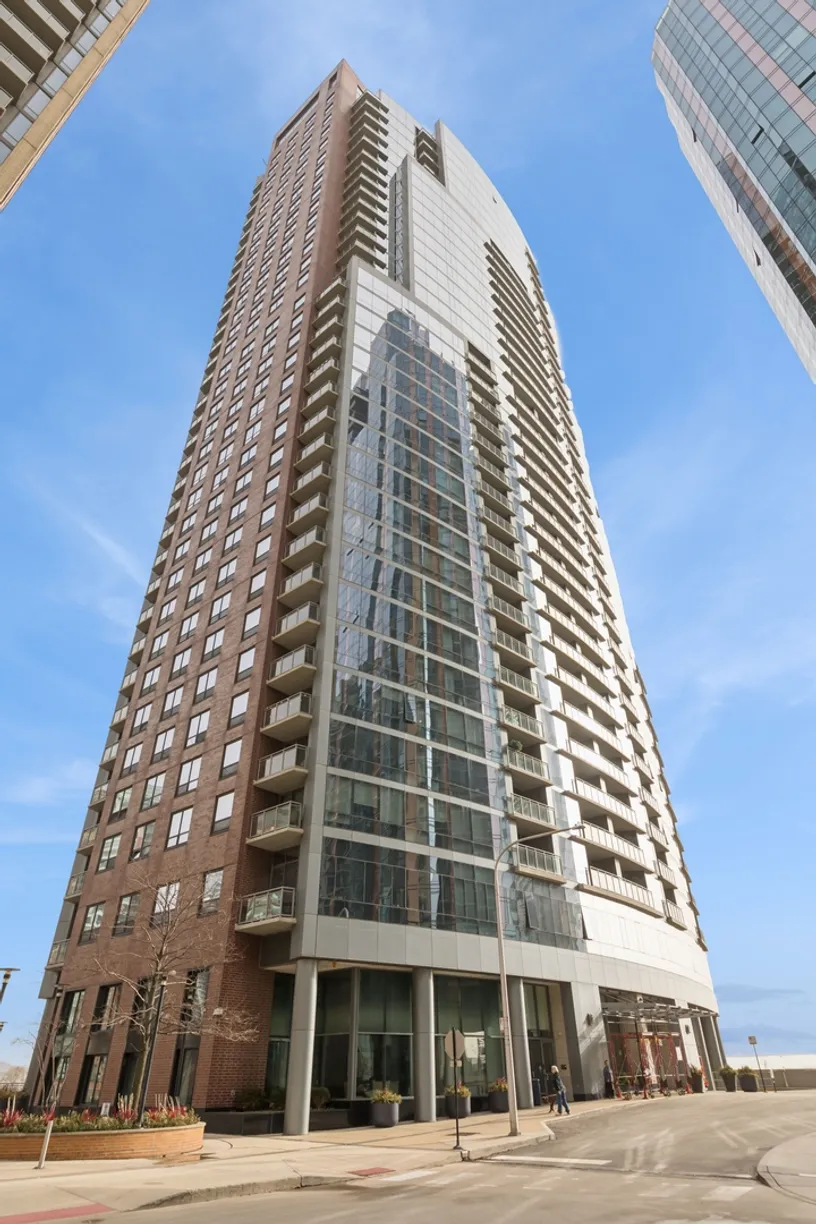 Chicago Real Estate | View 450 E Waterside Drive, 402 | 3 Beds, 2 Baths