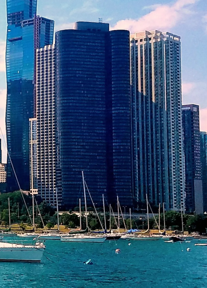 Chicago Real Estate | View 155 N HARBOR Drive, 913 | 1 Bed, 1 Bath