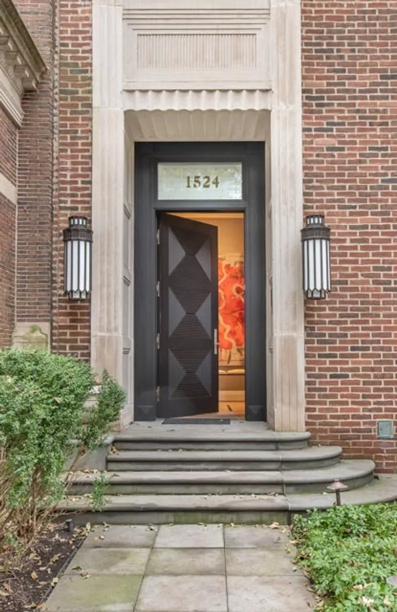Chicago Real Estate | View 1524 N Astor Street | Listing