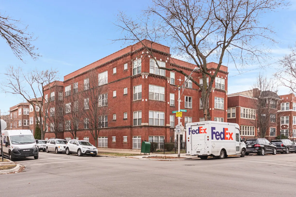 Chicago Real Estate | View 4700 N Monticello Avenue, 102 | 1 Bed, 1 Bath