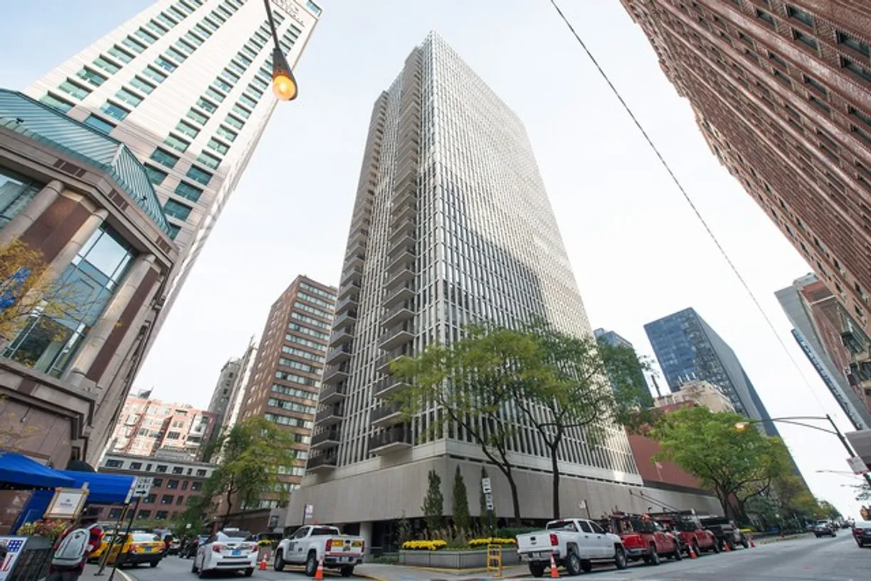 Chicago Real Estate | View 200 E Delaware Place, 18F | 2 Beds, 2 Baths