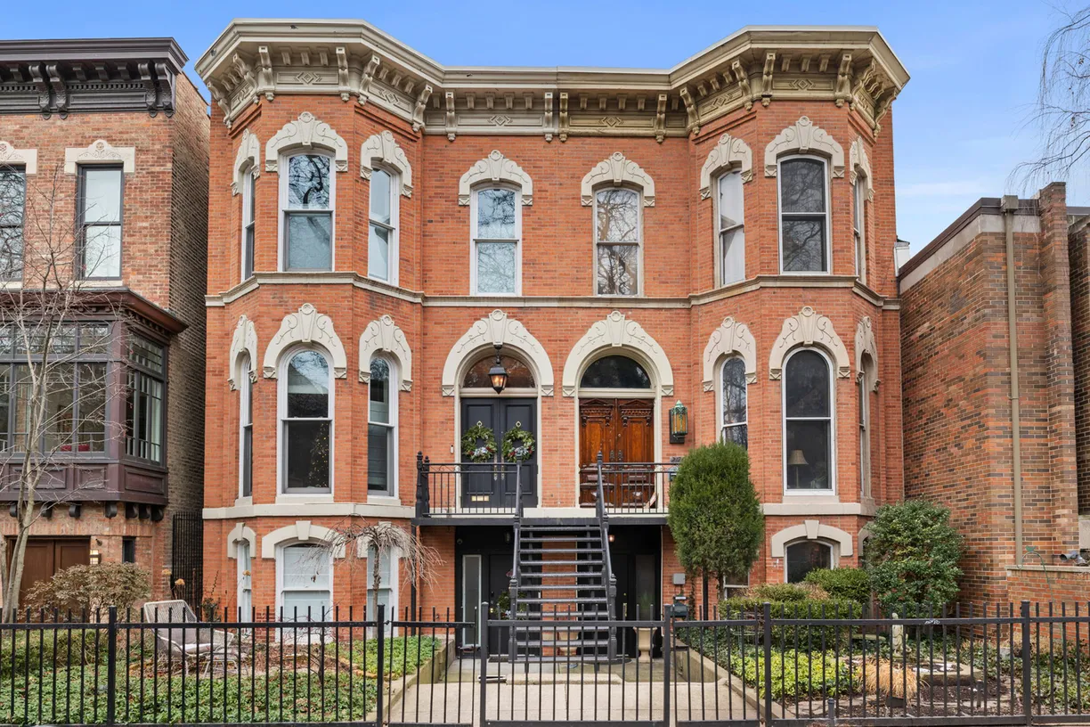 Chicago Real Estate | View 2124 N Sedgwick Street, CH | 1 Bed, 1 Bath