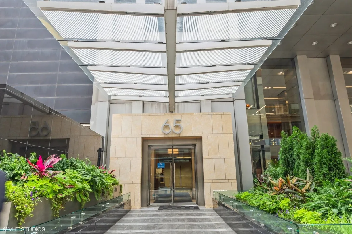Chicago Real Estate | View 65 E Monroe Street, 4124 | 2 Beds, 2 Baths