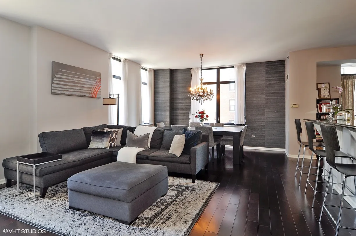 Chicago Real Estate | View 1122 N Dearborn Street, 7A | Listing
