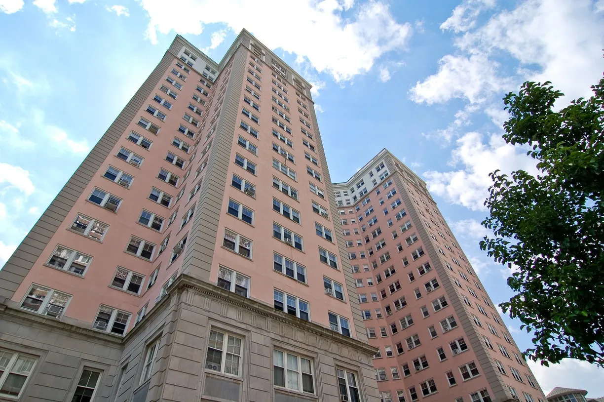 Chicago Real Estate | View 5555 N SHERIDAN Road, 227 | 1 Bath