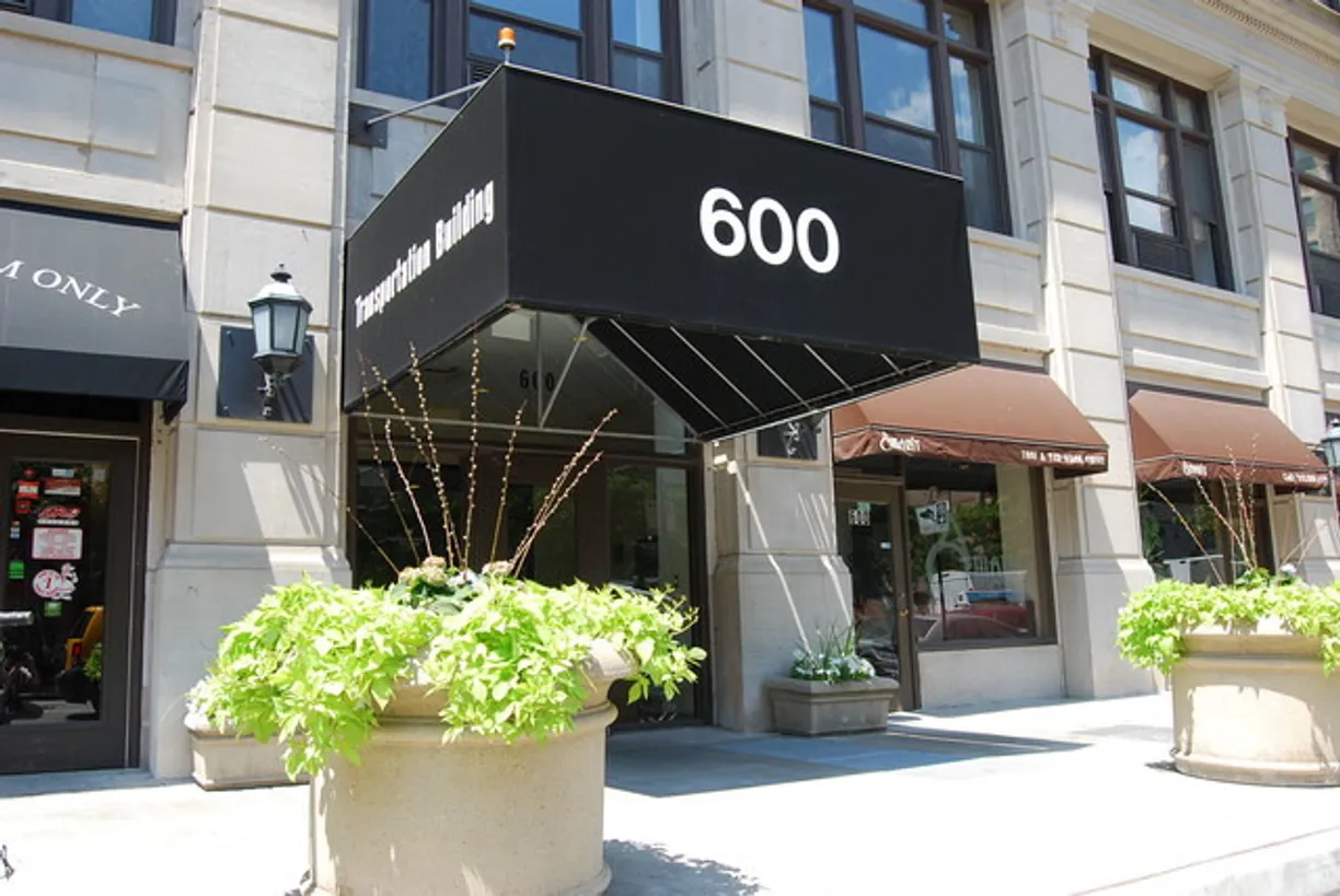 Chicago Real Estate | View 600 S Dearborn Street, 901 | 2 Beds, 1 Bath