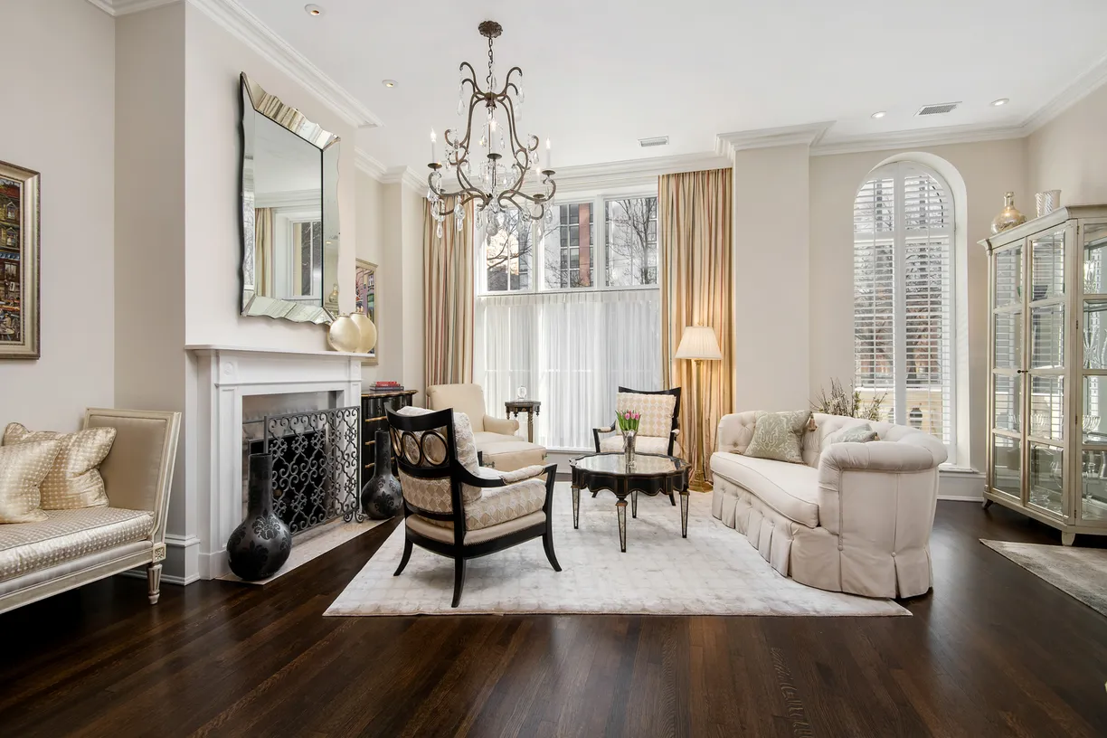 Chicago Real Estate | View 1330 N State Parkway, 1 | Listing