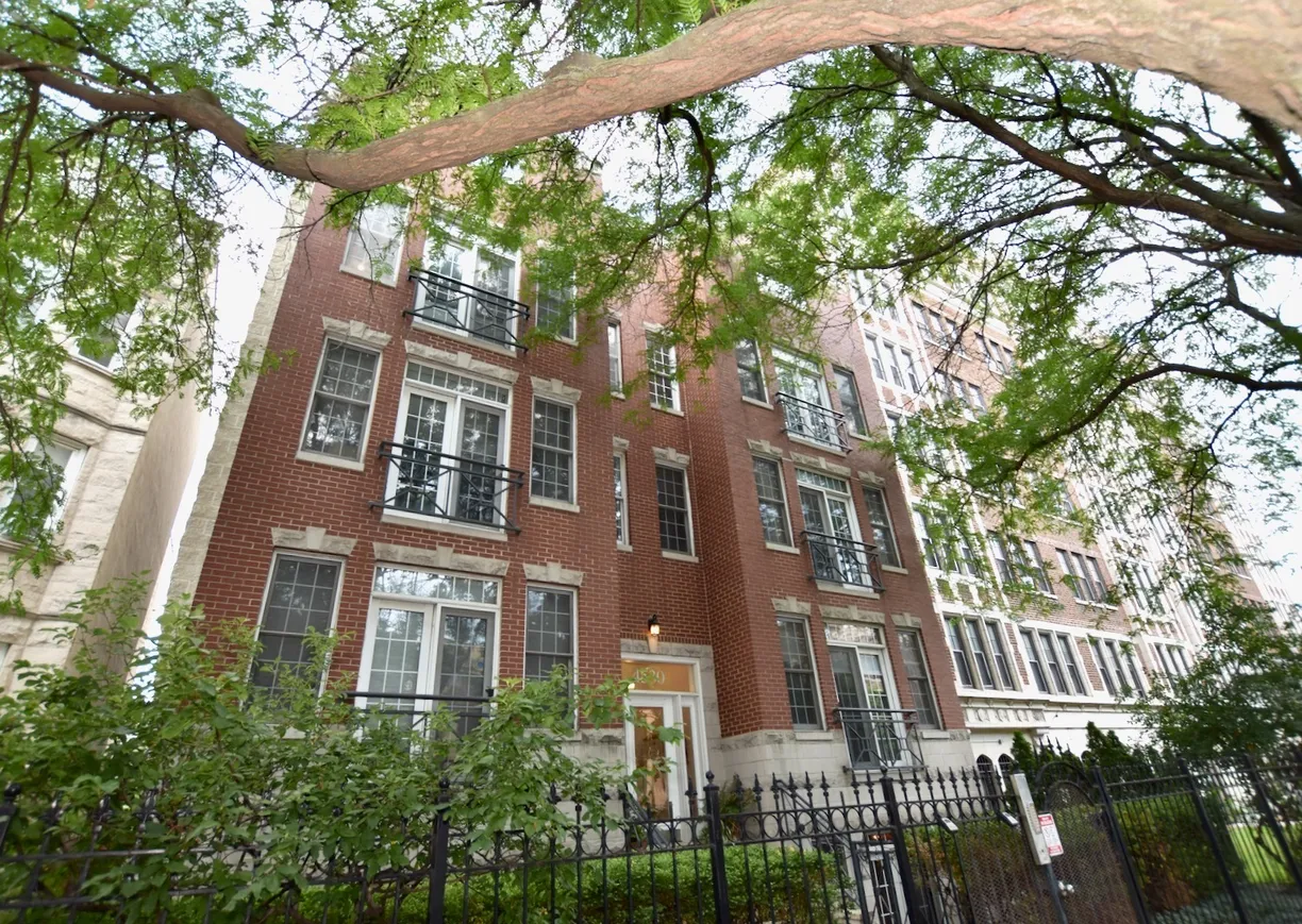 Chicago Real Estate | View 4530 N MAGNOLIA Avenue, 3S | 4 Beds, 3 Baths