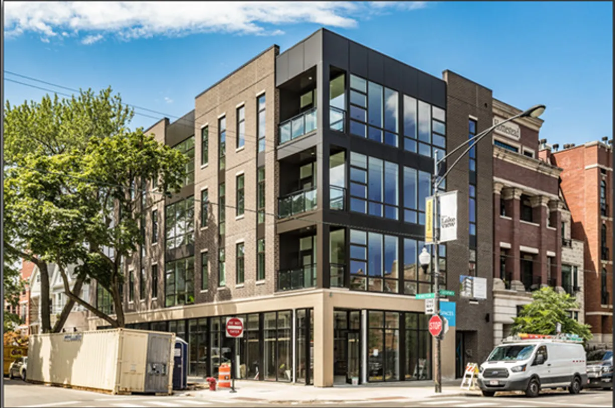 Chicago Real Estate | View 3334 N Southport Avenue, 302 | 2 Beds, 2 Baths