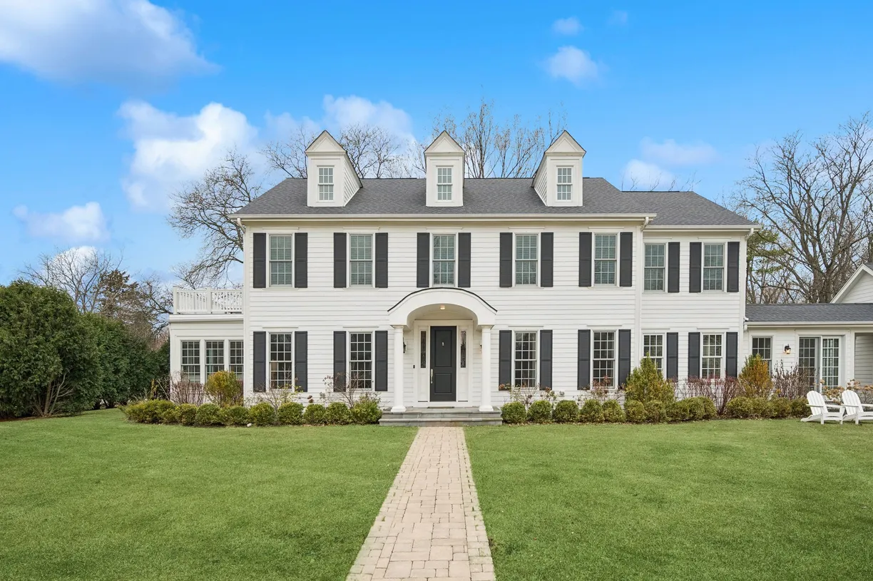Chicago Real Estate | View 1810 Balmoral Avenue | 5 Beds, 5 Baths