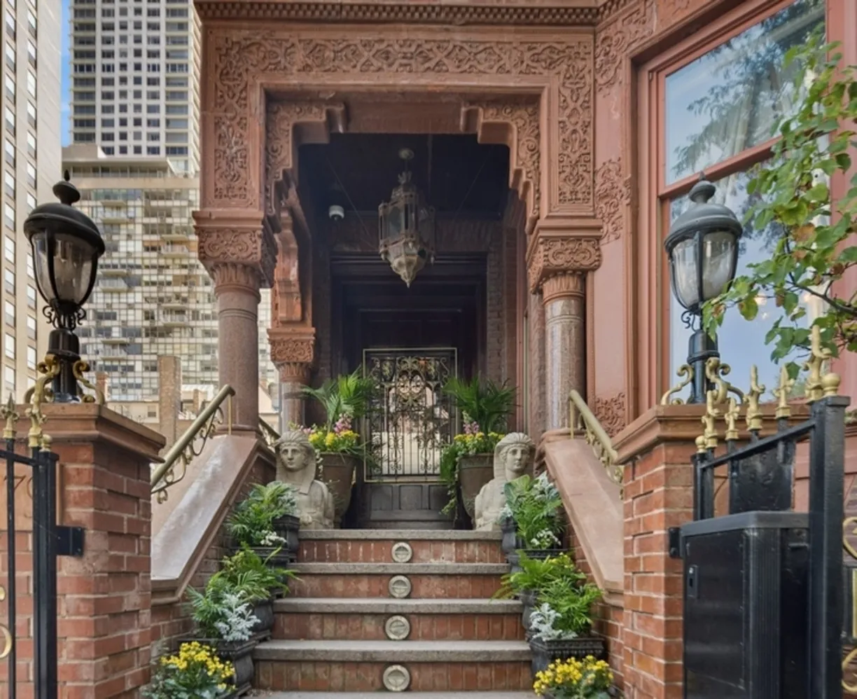 Chicago Real Estate | View 79 E Cedar Street | 4 Beds, 5 Baths