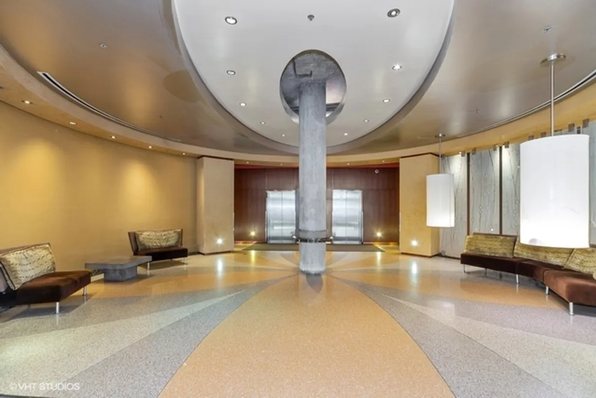 Chicago Real Estate | View 125 E 13th Street, 512 | Listing