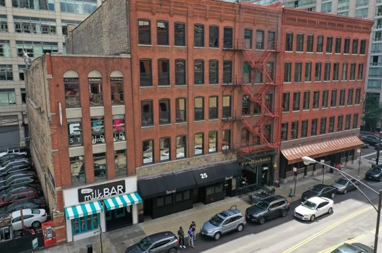 Chicago Real Estate | View 25 W Hubbard Street, 401 | 1 Bed, 1 Bath