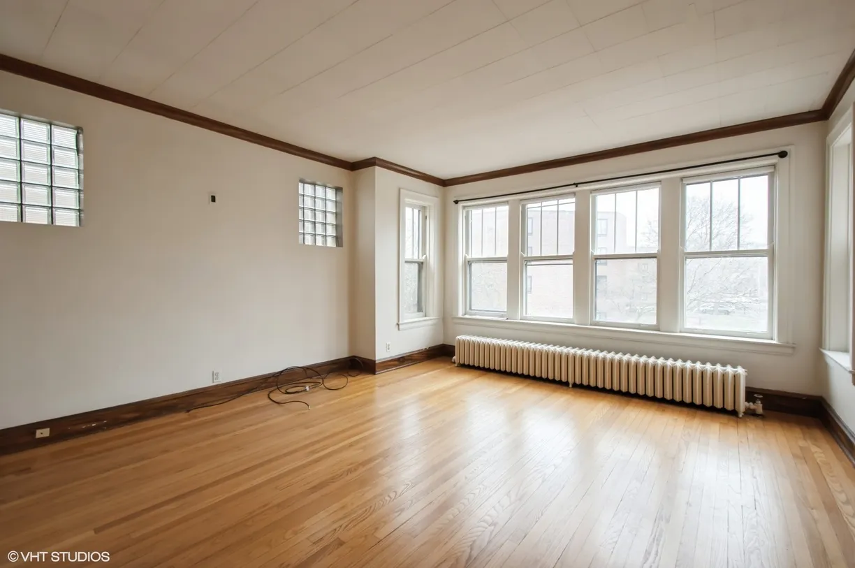 Chicago Real Estate | View 3842 N Mozart Street | Listing