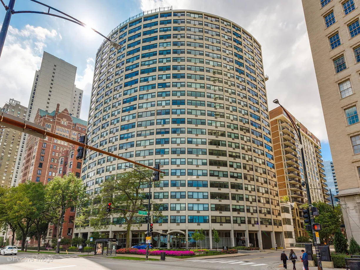 Chicago Real Estate | View 1150 N Lake Shore Drive, 13L | 1 Bath