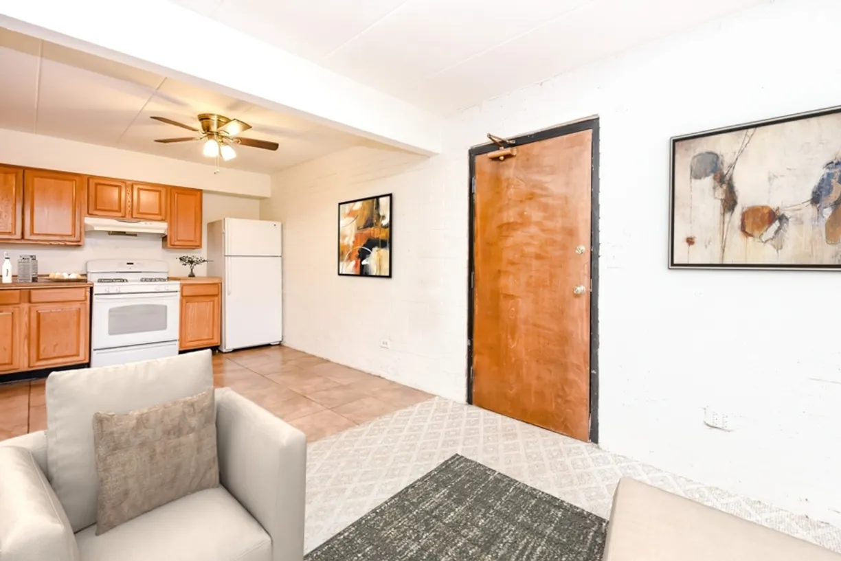Chicago Real Estate | View 218 E Bailey Road, A | Listing