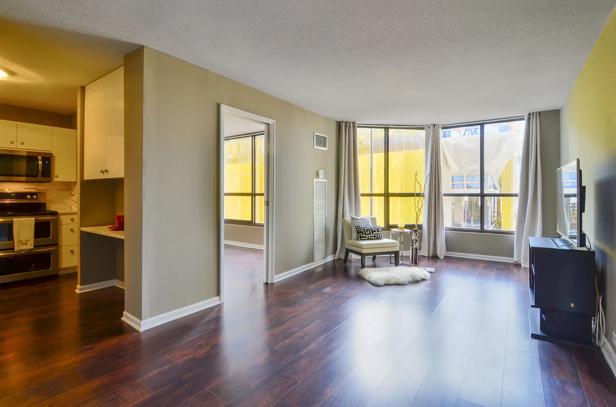 Chicago Real Estate | View 405 N Wabash Avenue, 1205 | Listing