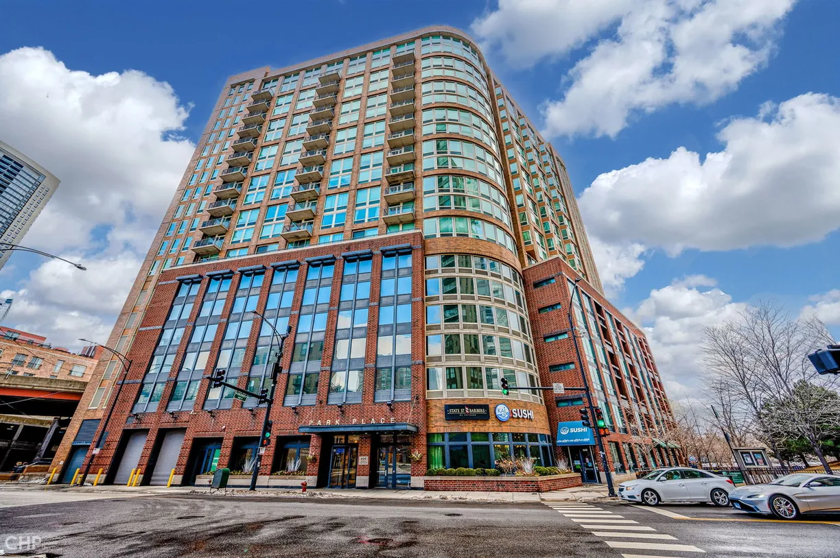 Chicago Real Estate | View 600 N Kingsbury Street, 1114 | Listing