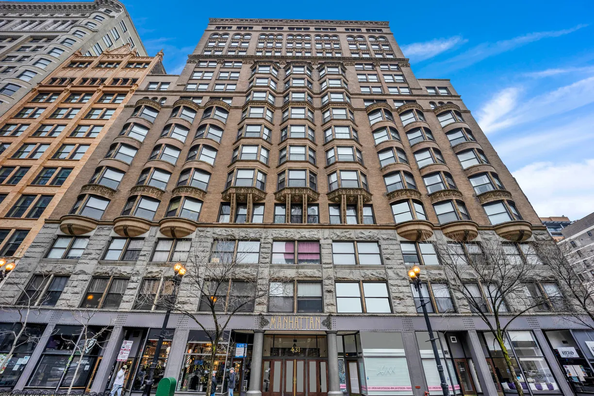 Chicago Real Estate | View 431 S Dearborn Street, 801 | 1 Bed, 1 Bath