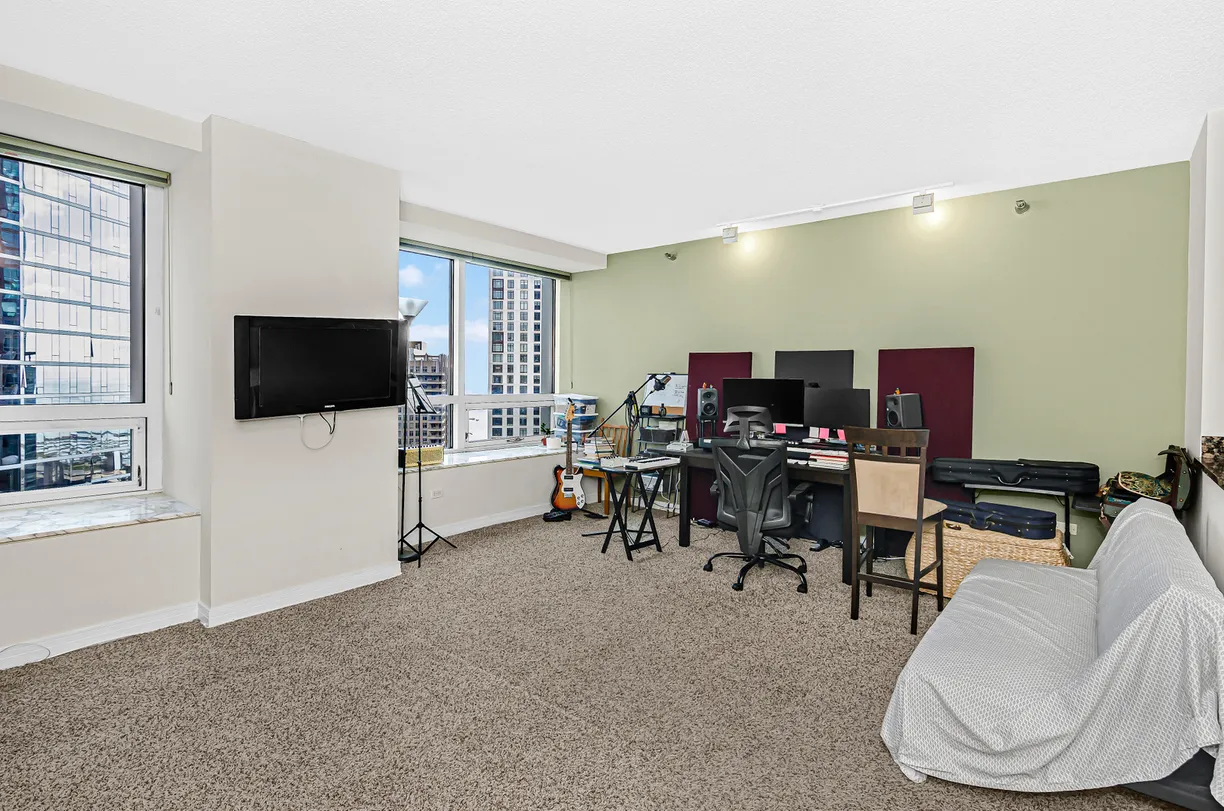 Chicago Real Estate | View 512 N McClurg Court, 2302 | Listing
