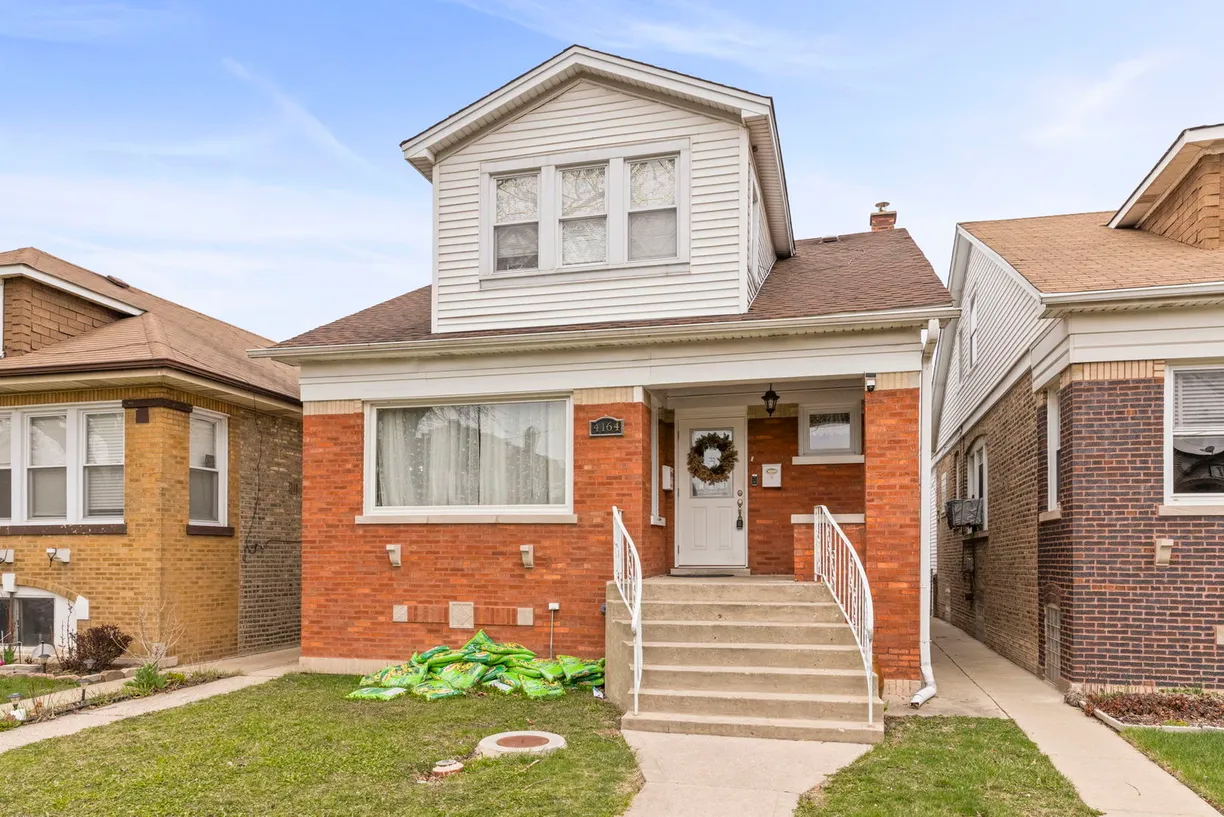 Chicago Real Estate | View 4164 W Wellington Avenue | 4 Beds, 3 Baths