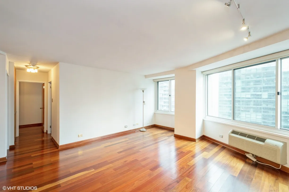 Chicago Real Estate | View 211 E Ohio Street, 2316 | Listing