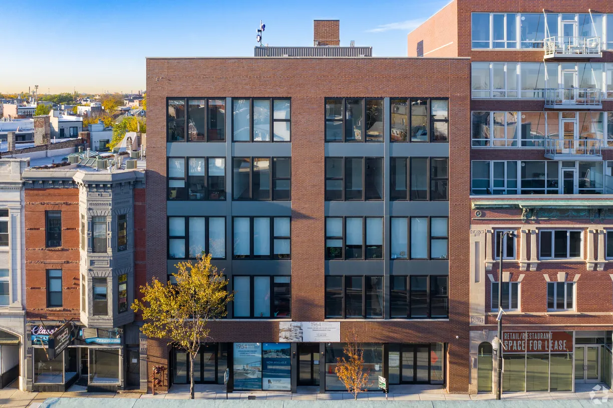 Chicago Real Estate | View 1966 N Milwaukee Avenue, 203 | 1 Bed, 1 Bath