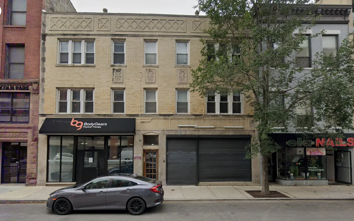 Chicago Real Estate | View 2318 N Clark Street, 1