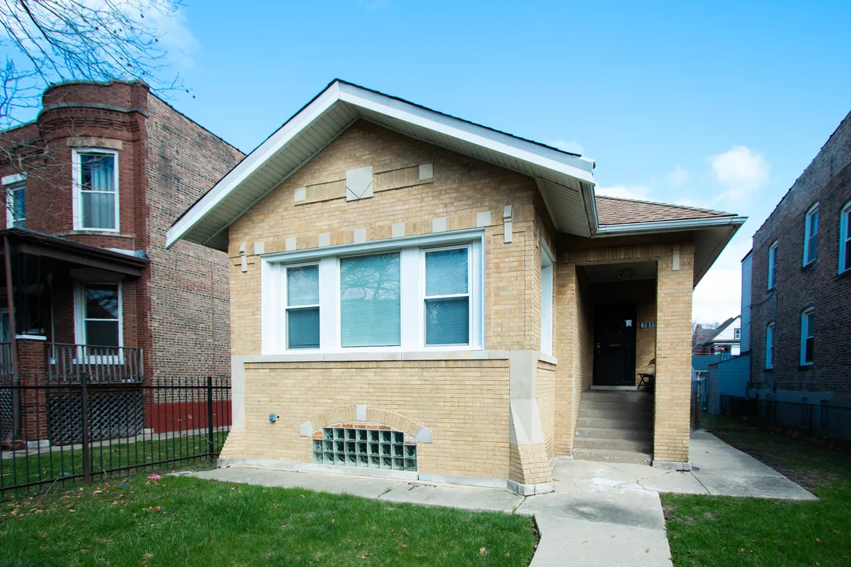 Chicago Real Estate | View 7815 S Emerald Avenue | 5 Beds, 1 Bath