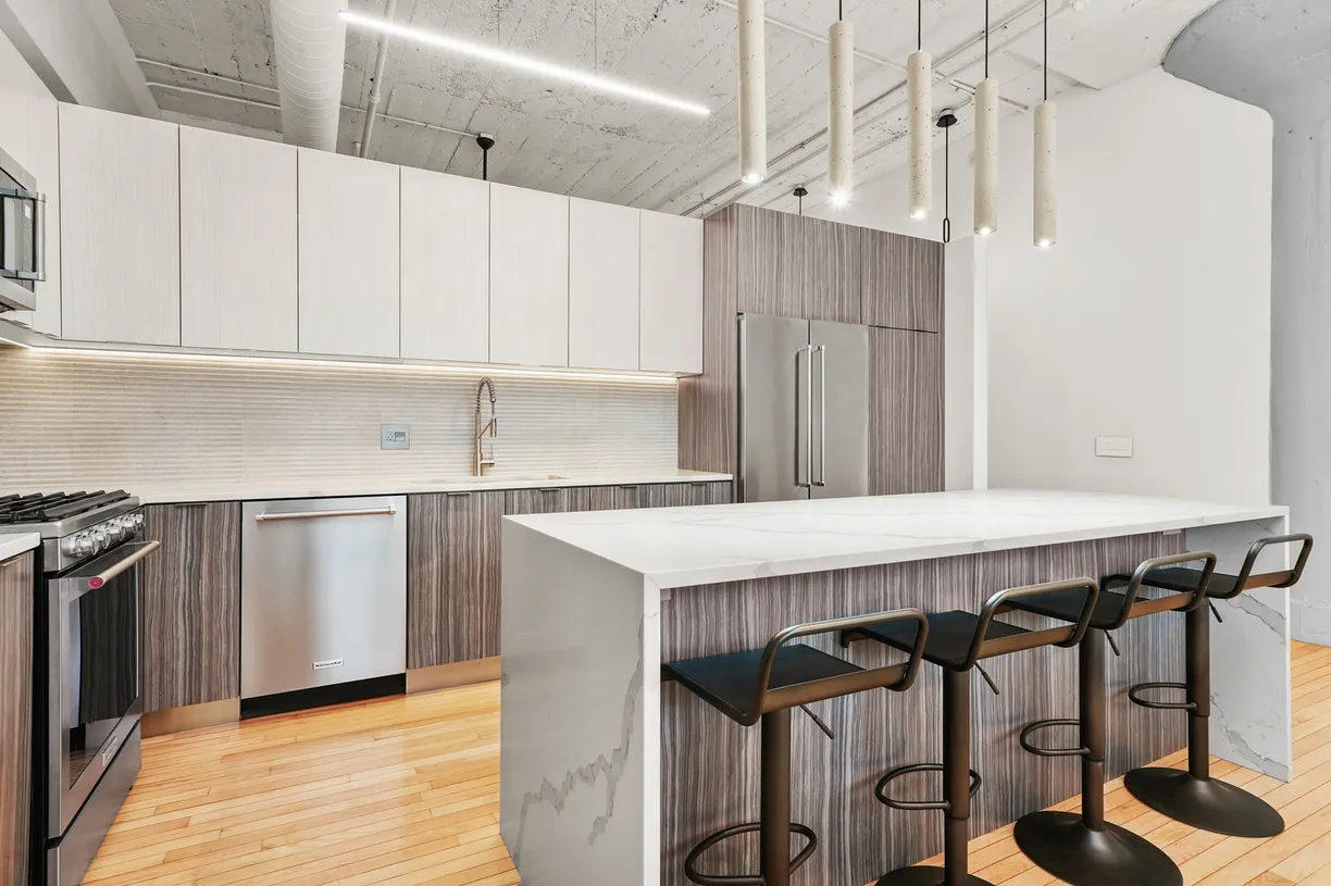 Chicago Real Estate | View 333 W Hubbard Street, 608 | Listing