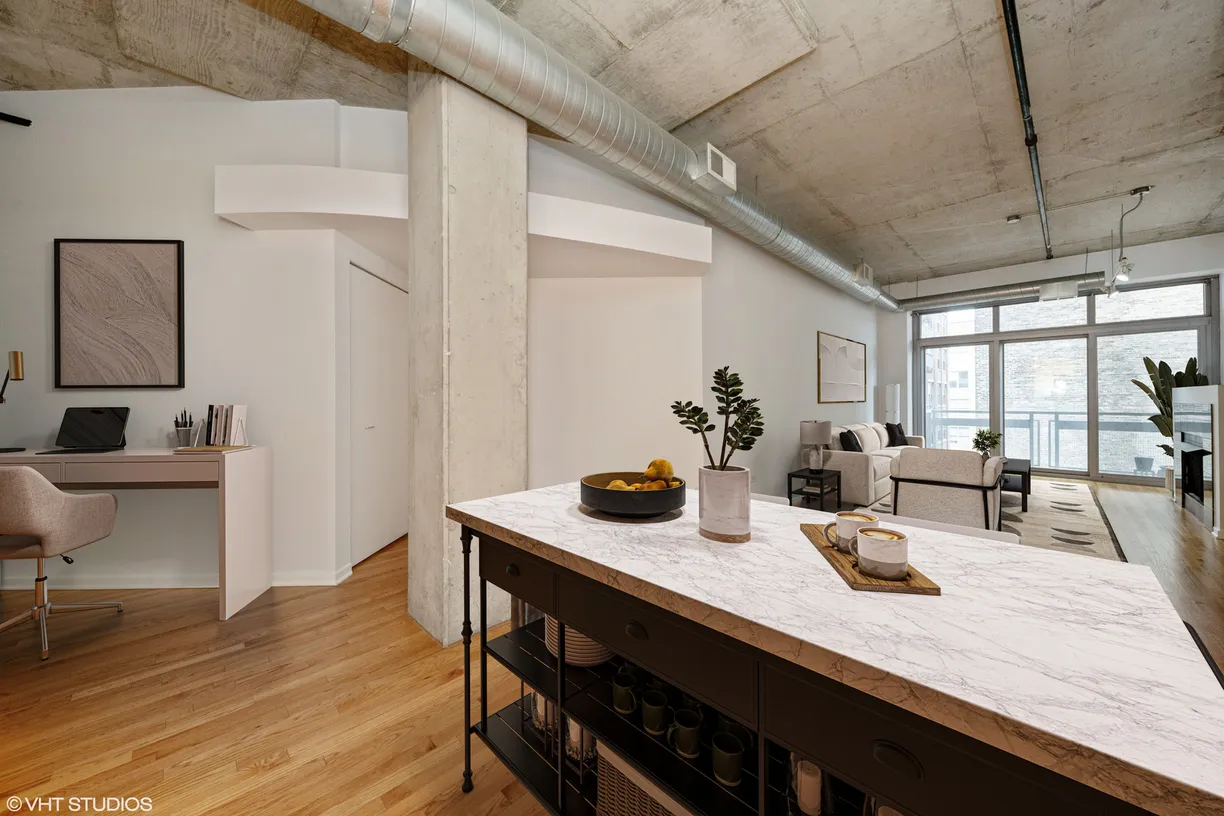 Chicago Real Estate | View 933 W Van Buren Street, 523 | Listing