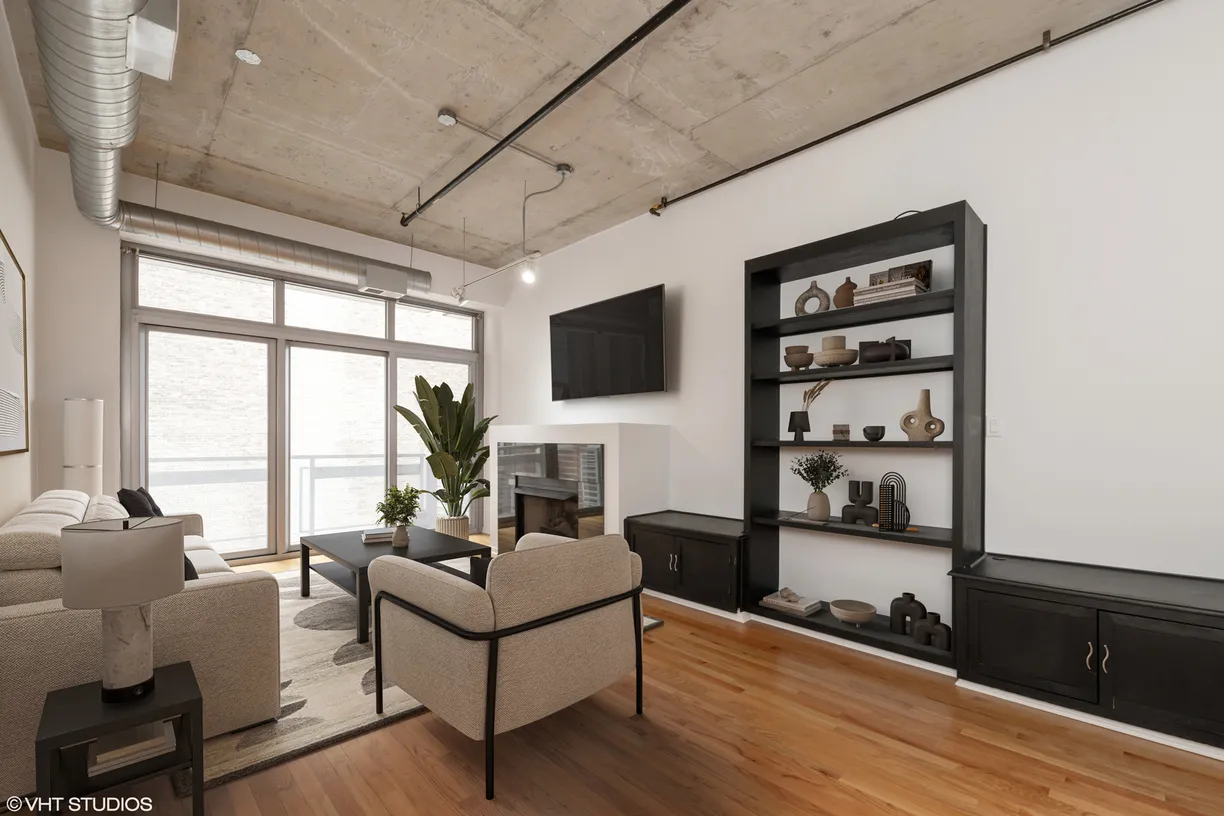 Chicago Real Estate | View 933 W Van Buren Street, 523 | Listing