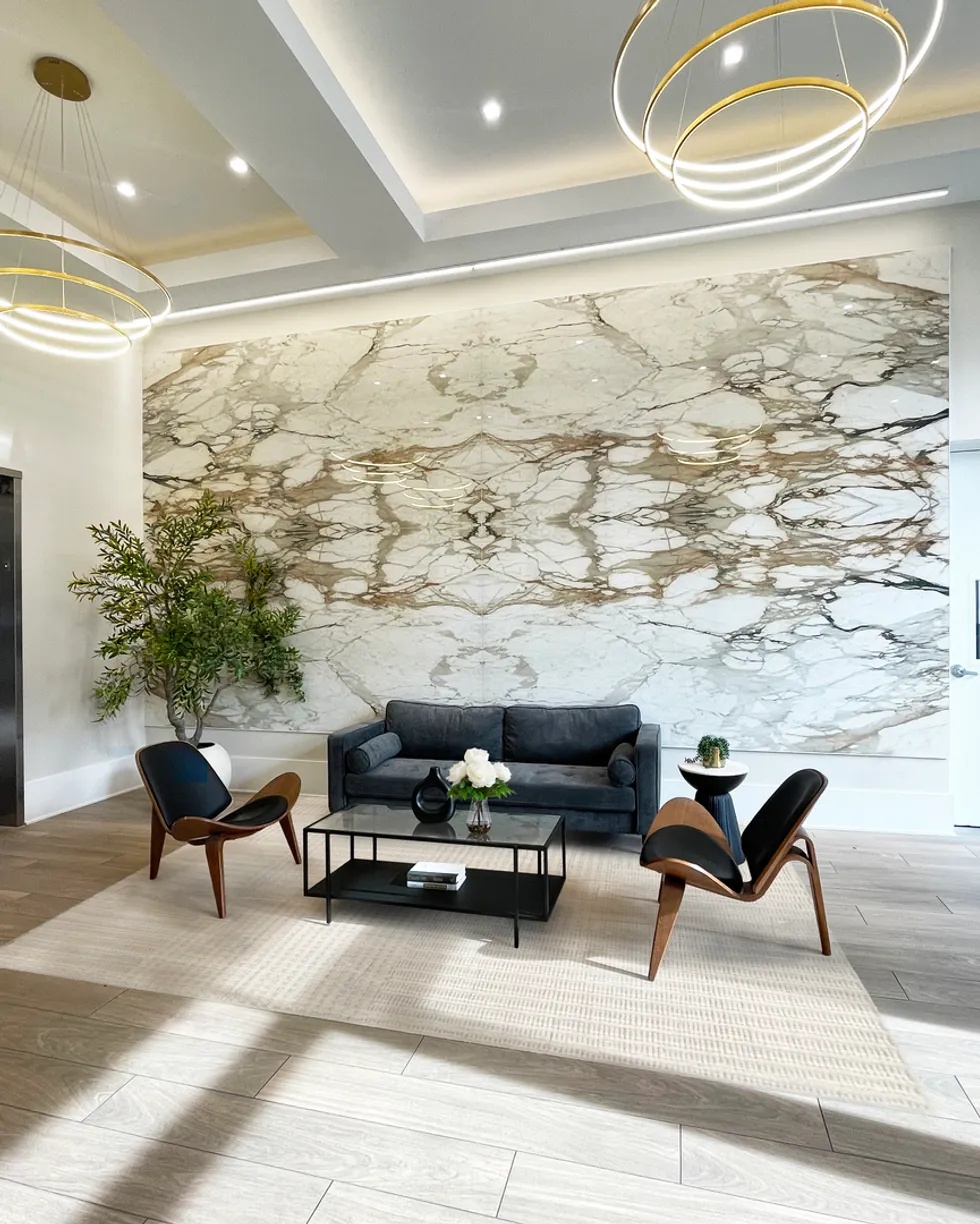 Chicago Real Estate | View 812 W Adams Street, 306 | Listing