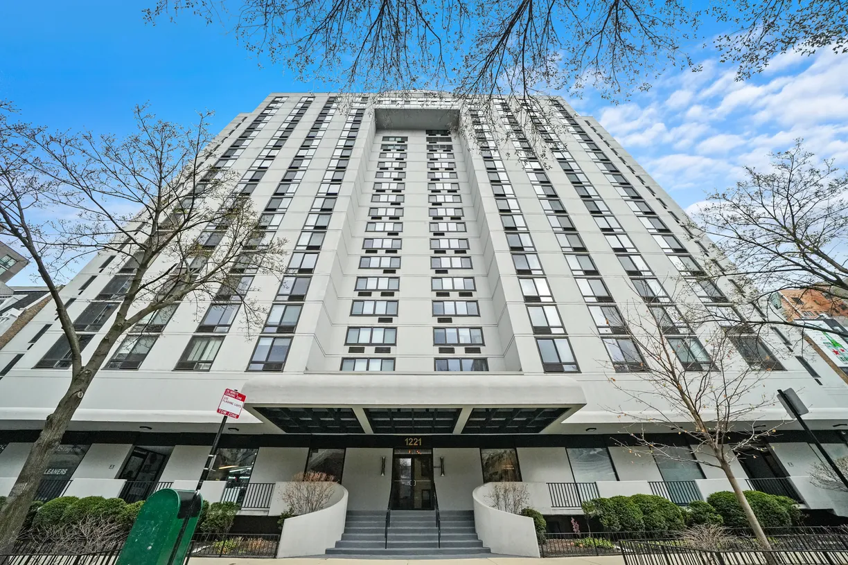 Chicago Real Estate | View 1221 N Dearborn Street, 1407N | 1 Bed, 1 Bath