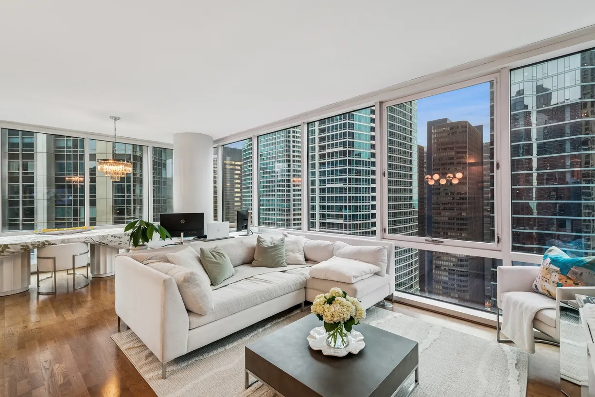Chicago Real Estate | View 505 N Mcclurg Court, 2806 | Listing