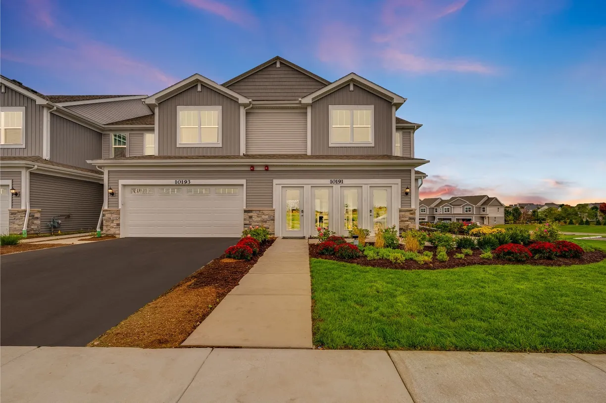 Chicago Real Estate | View 120 Henderson Street | 3 Beds, 2 Baths