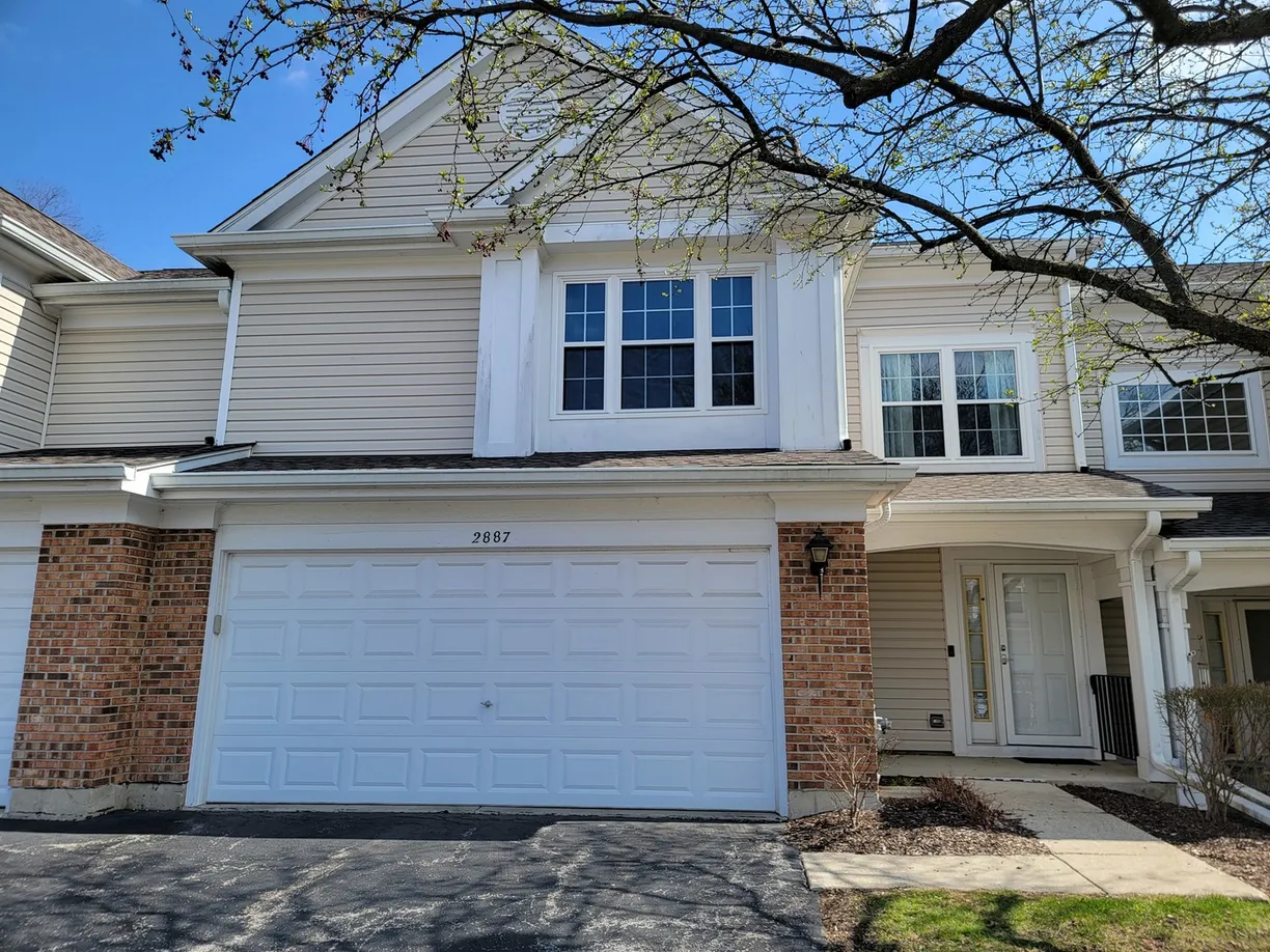Chicago Real Estate | View 2887 Belle Lane, 0 | 3 Beds, 2 Baths