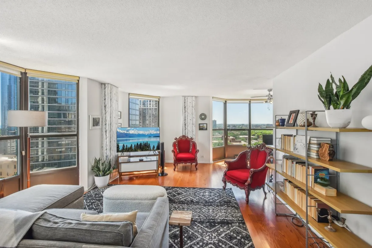 Chicago Real Estate | View 899 S PLYMOUTH Court, 1408 | Listing