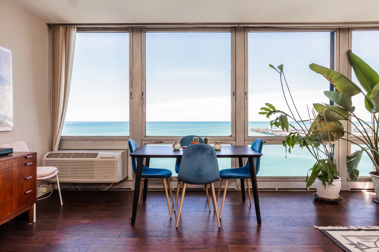 Chicago Real Estate | View 880 N LAKE SHORE Drive, 17D | Listing