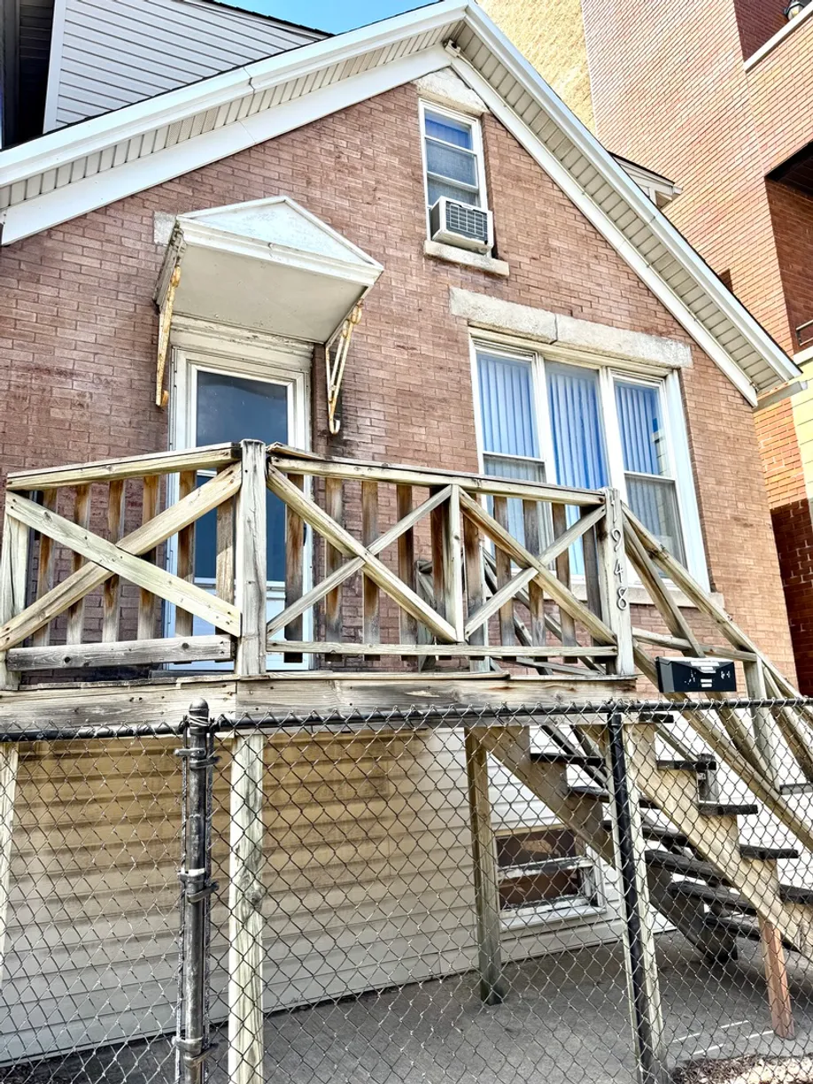 Chicago Real Estate | View 1948 N Damen Avenue | Listing