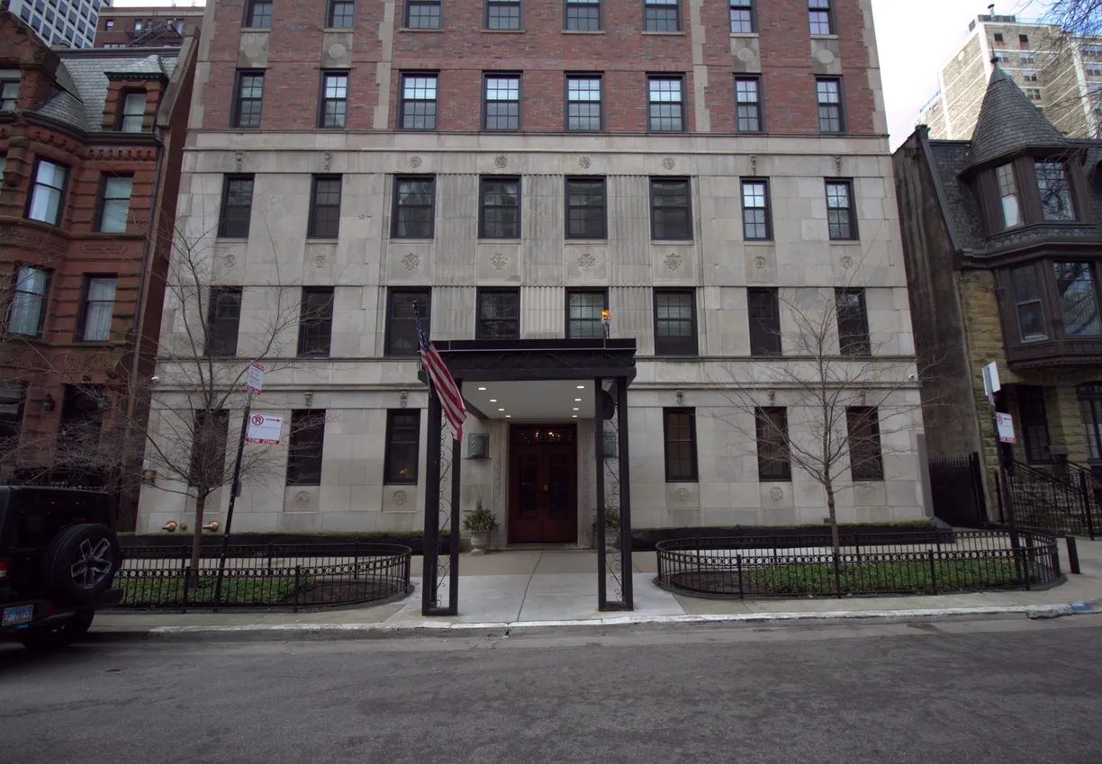 Chicago Real Estate | View 73 E Elm Street, 1B | 2 Beds, 1 Bath