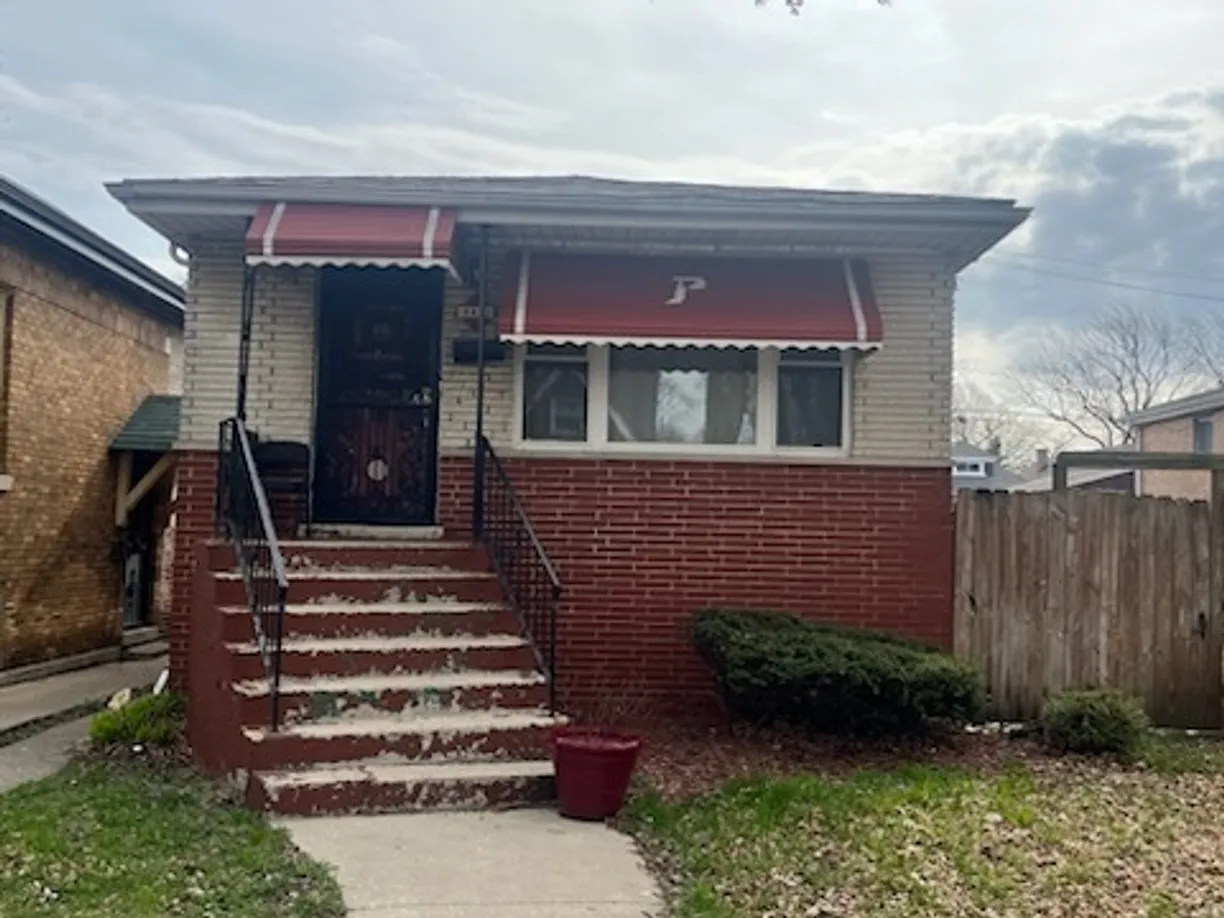 Chicago Real Estate | View 8823 S Wallace Street | 3 Beds, 1 Bath