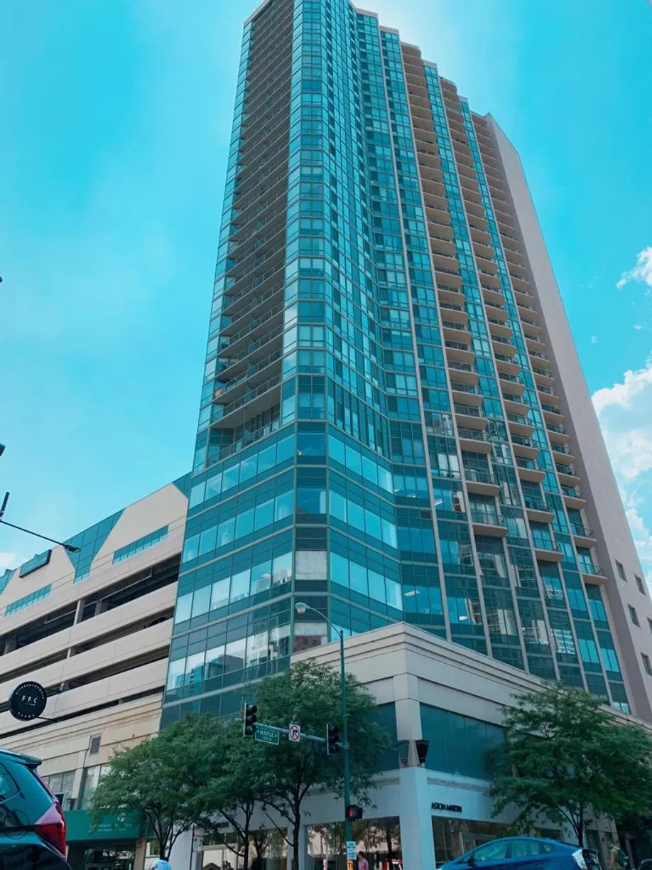 Chicago Real Estate | View 111 W MAPLE Street, 3104 | Listing