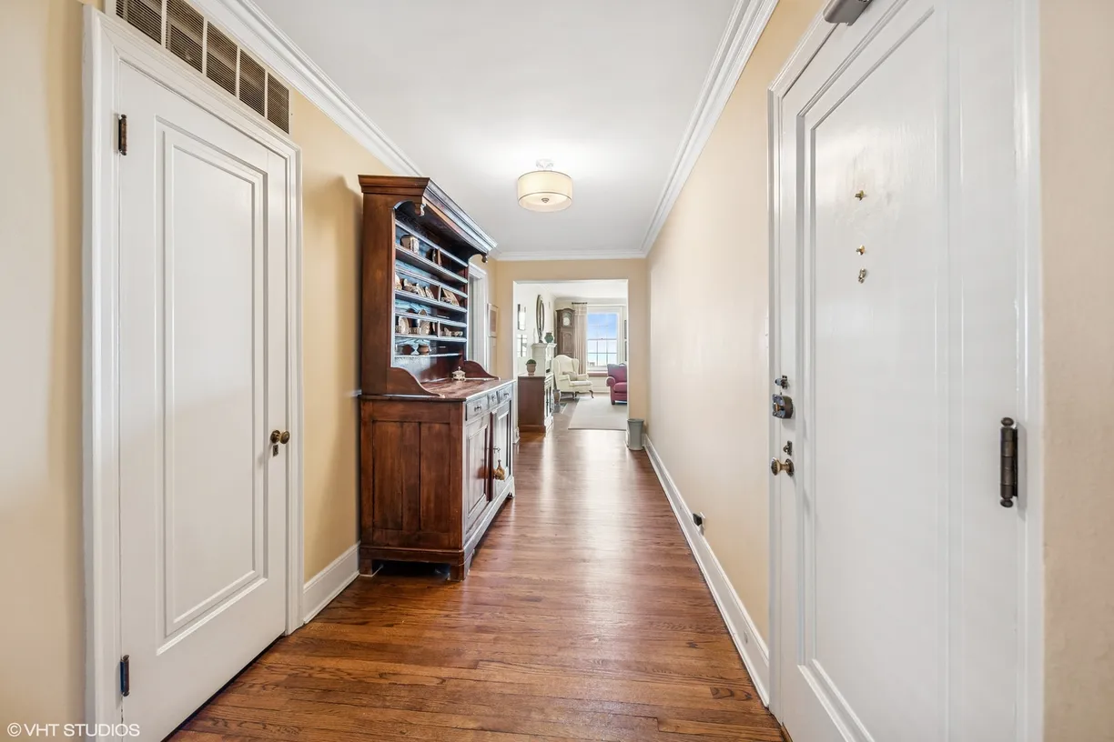 Chicago Real Estate | View 3750 N LAKE SHORE Drive, 11B | Listing
