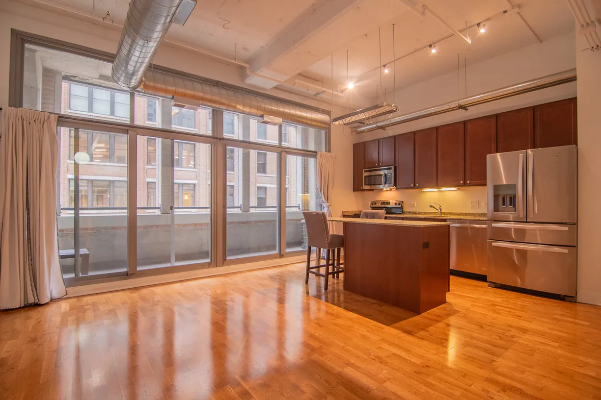Chicago Real Estate | View 565 W Quincy Street, 510 | Listing