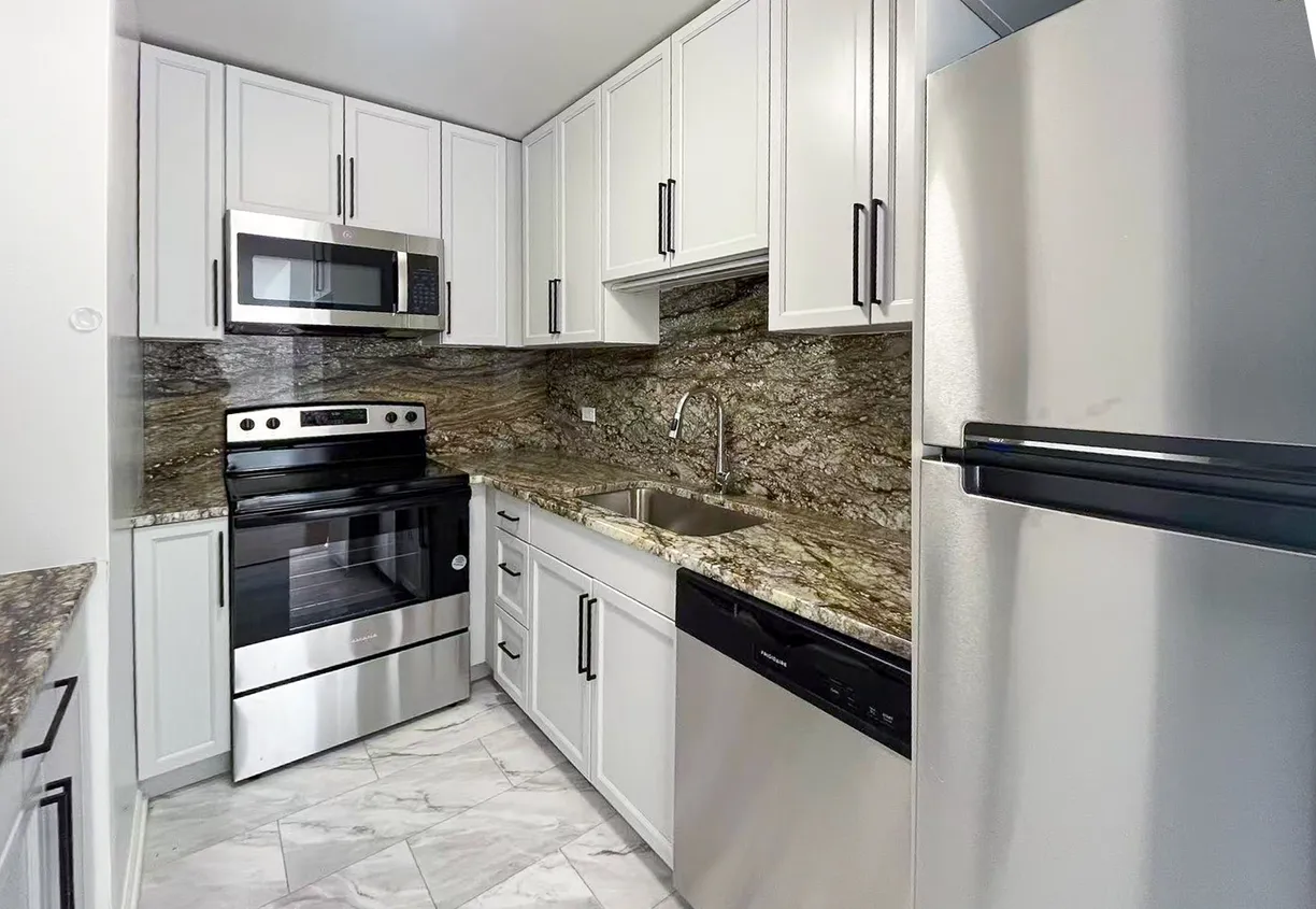Chicago Real Estate | View 5320 N Sheridan Road, 1310 | Listing
