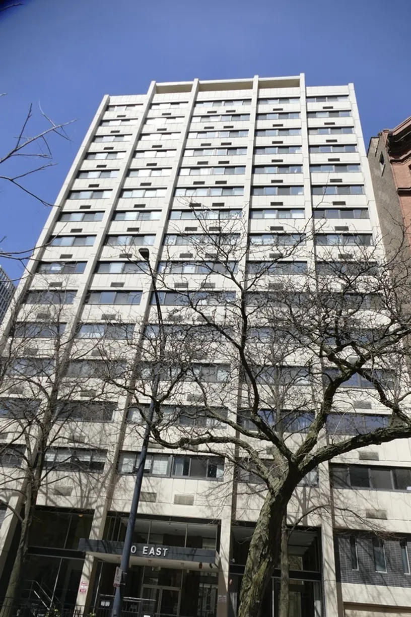 Chicago Real Estate | View 30 E Division Street, 10B | 1 Bed, 1 Bath