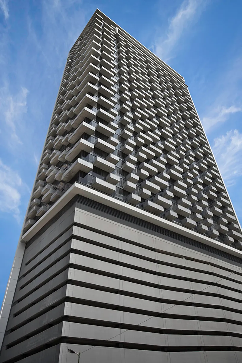 Chicago Real Estate | View 235 W VAN BUREN Street, 1822 | 2 Beds, 2 Baths