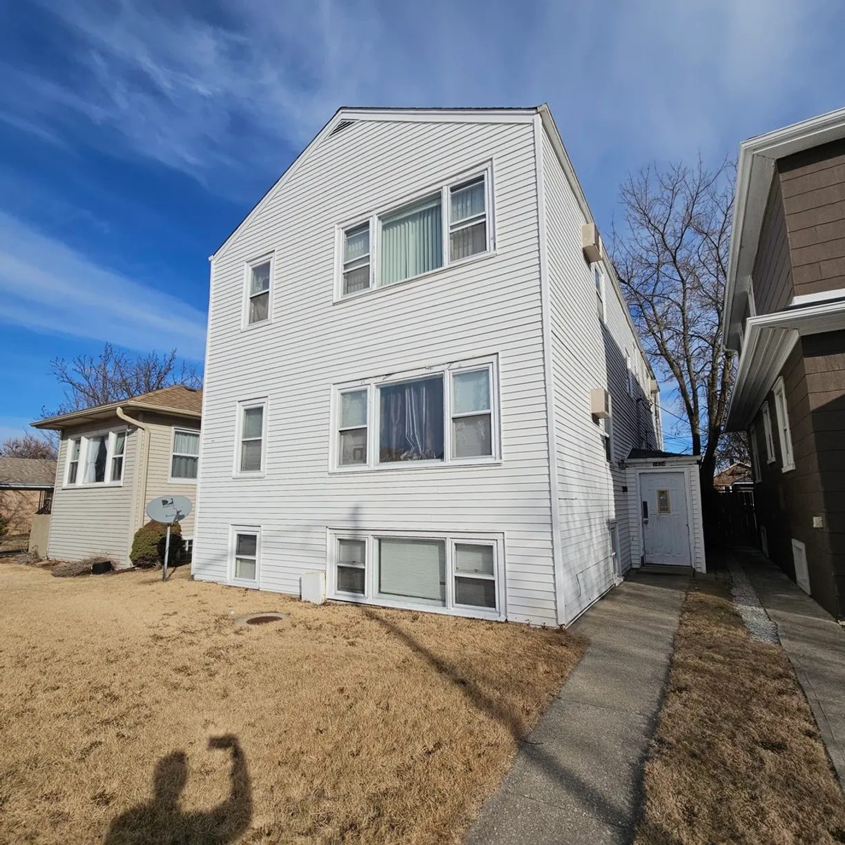 Chicago Real Estate | View 1434 Circle Avenue | Listing
