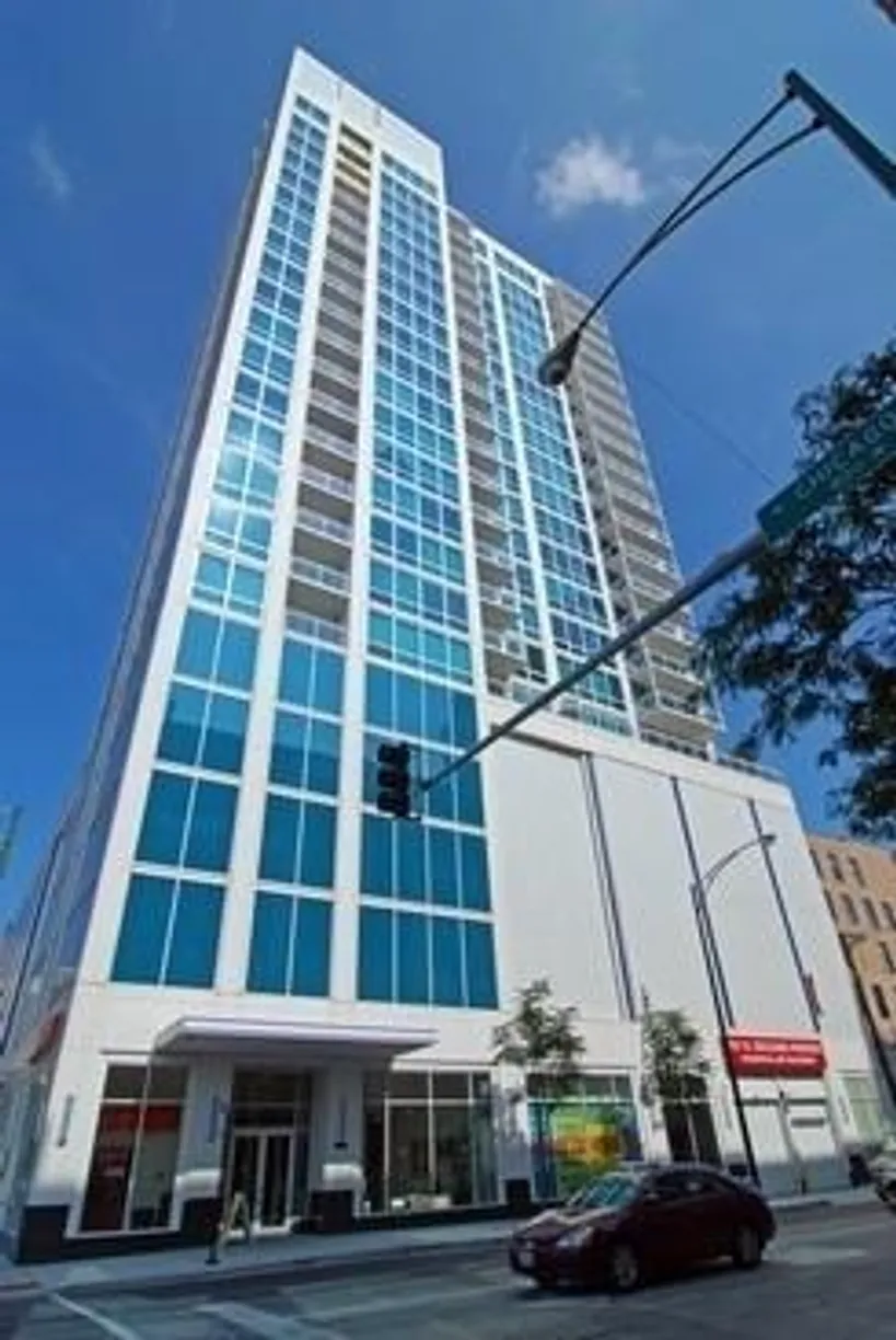 Chicago Real Estate | View 757 N Orleans Street, 609 | 2 Beds, 2 Baths
